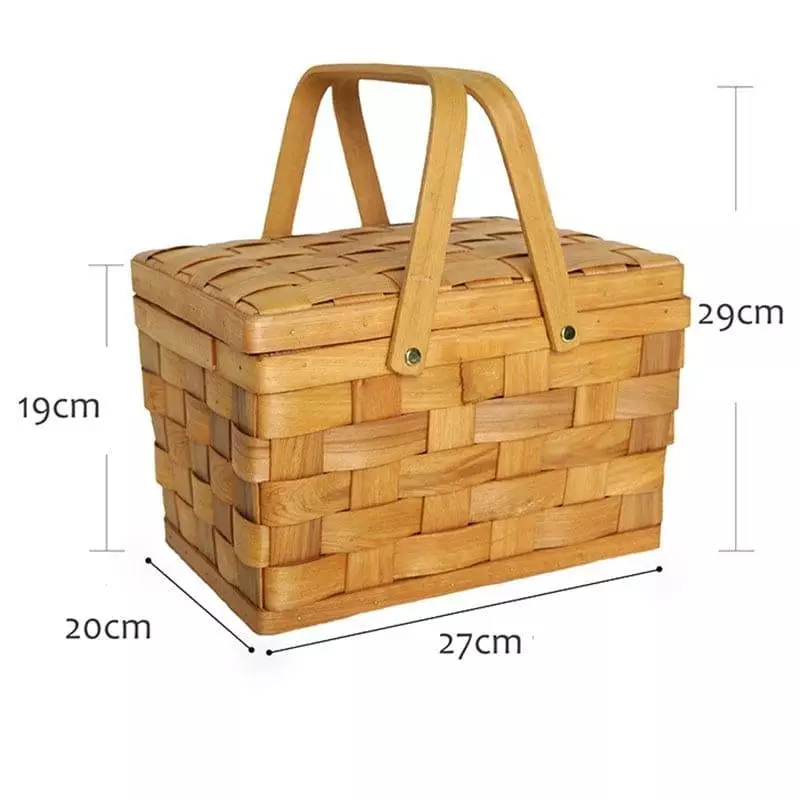 small wicker basket with lid 681