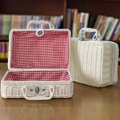 white wicker basket with lid 496