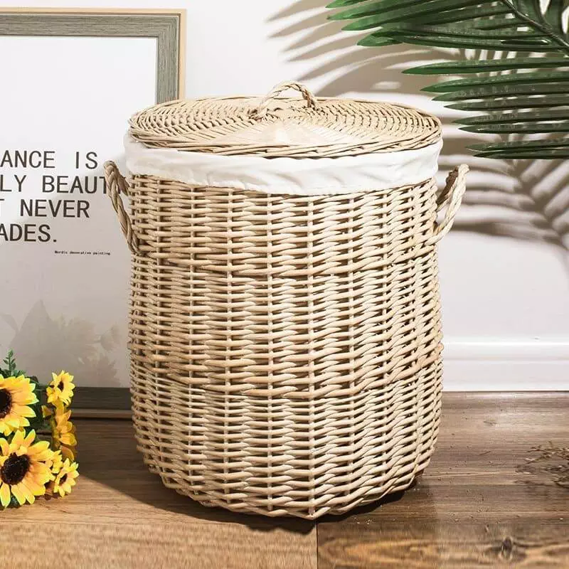 wicker laundry basket with liner 690